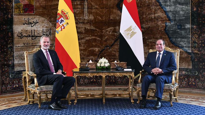 <iframe width="1328" height="747" src="https://www.youtube.com/embed/qF8dWAQVNJI" title="Le Président Al-Sissi et la Première Dame reçoivent le Roi et la Reine d'Espagne à l'Ittihadiya" frameborder="0" allow="accelerometer; autoplay; clipboard-write; encrypted-media; gyroscope; picture-in-picture; web-share" referrerpolicy="strict-origin-when-cross-origin" allowfullscreen></iframe>