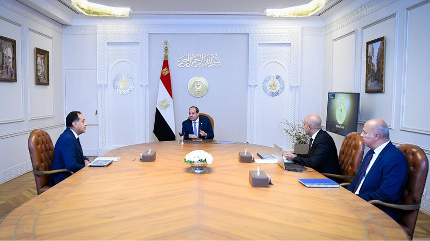 الرئيس عبد الفتاح السيسي يجتمع برئيس مجلس الوزراء ووزير التربية والتعليم والتعليم الفني