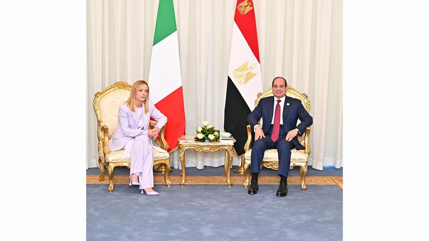 Le Président Al-Sissi reçoit la PM italienne en marge du Sommet de Charm Al-Cheikh pour la paix