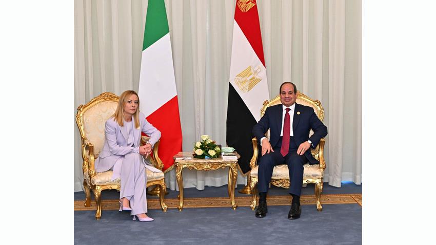 Le Président Al-Sissi reçoit la PM italienne en marge du Sommet de Charm Al-Cheikh pour la paix