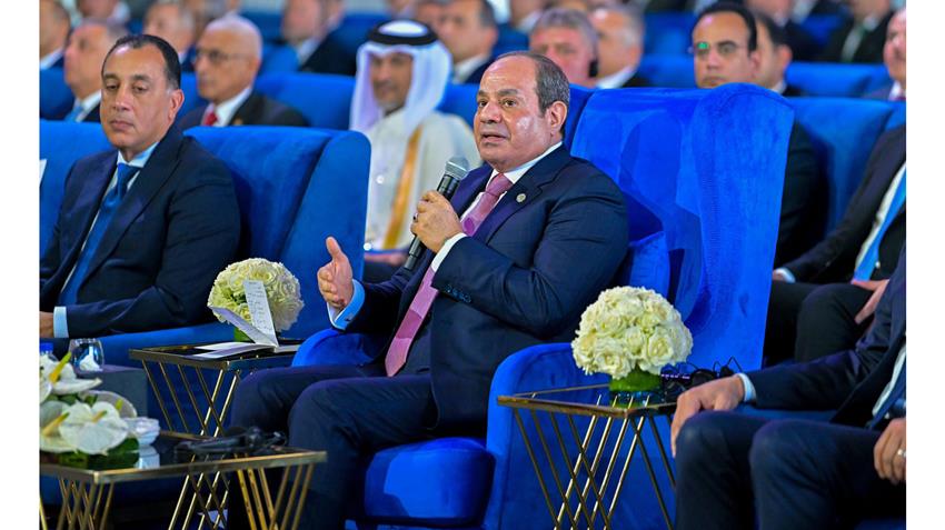السيد الرئيس يشهد افتتاح عدد من المحطات البحرية بالمنطقة الاقتصادية لقناة السويس بميناء شرق بورسعيد