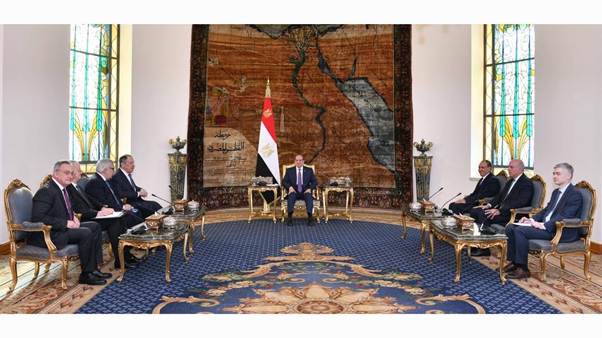الرئيس عبد الفتاح السيسي يستقبل وزير خارجية روسيا الاتحادية