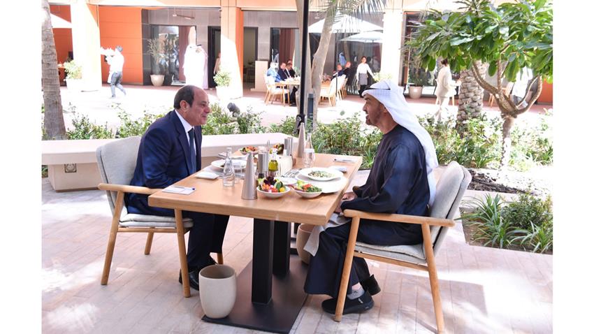 الرئيس عبد الفتاح السيسي يلتقي رئيس دولة الإمارات العربية المُتحدة بالعاصمة الإماراتية أبو ظبي