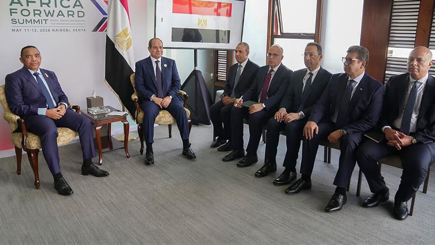 الرئيس عبد الفتاح السيسي يلتقي برئيس جمهورية مدغشقر على هامش قمة “أفريقيا – فرنسا”