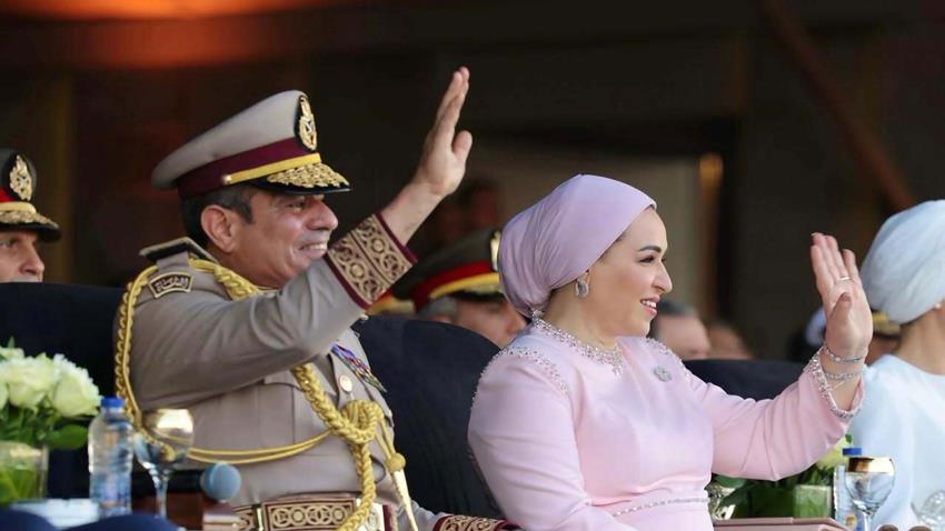 قرينة السيد الرئيس تعبر عن سعادتها بافتتاح مقر القيادة الاستراتيجية