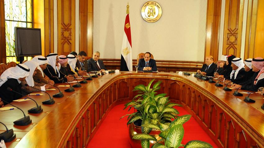 الرئيس عبد الفتاح السيسي يلتقى بشيوخ وقبائل سيناء