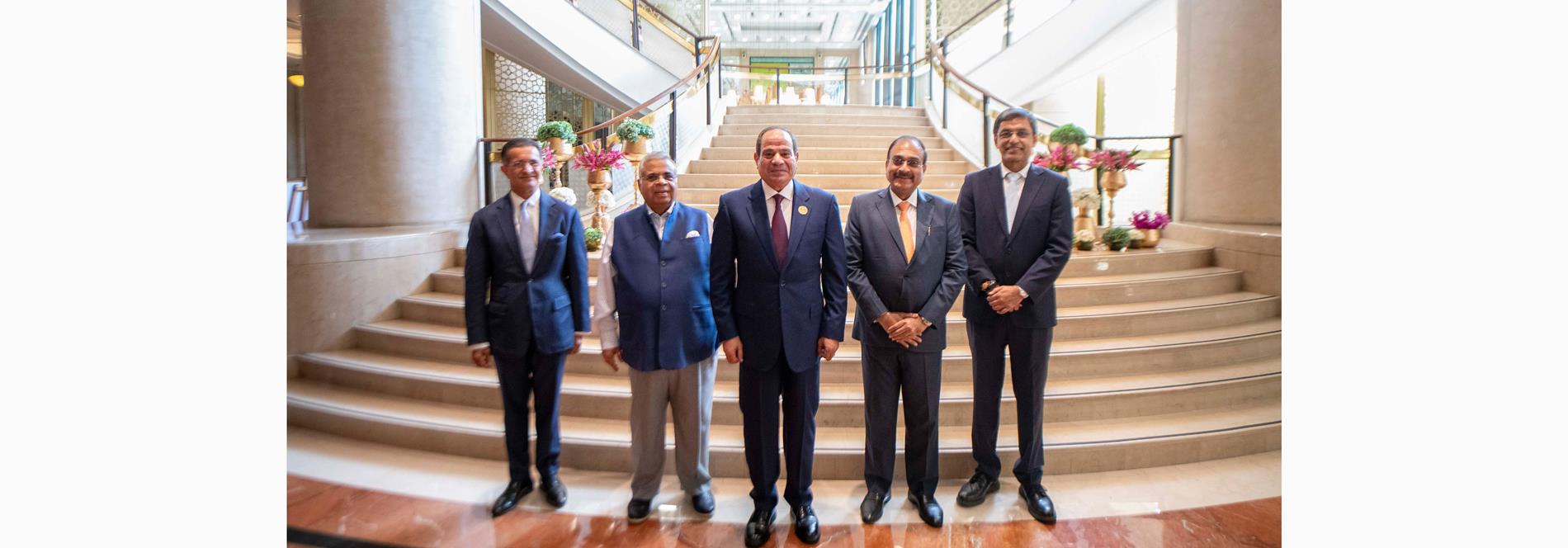الرئيس عبد الفتاح السيسي يلتقي عدد من رؤساء كبرى الشركات الهندية بالعاصمة الهندية نيودلهي