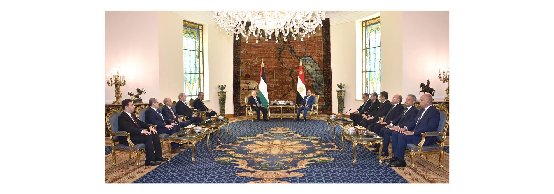 الرئيس عبد الفتاح السيسي يستقبل رئيس دولة فلسطين