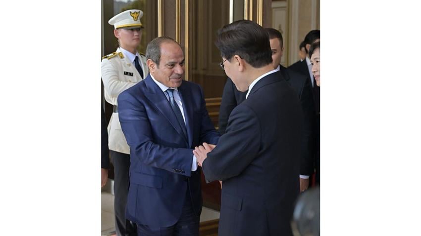 Le Président Al-Sissi rencontre le Président Lee Jae Myung au siège de la Présidence coréenne