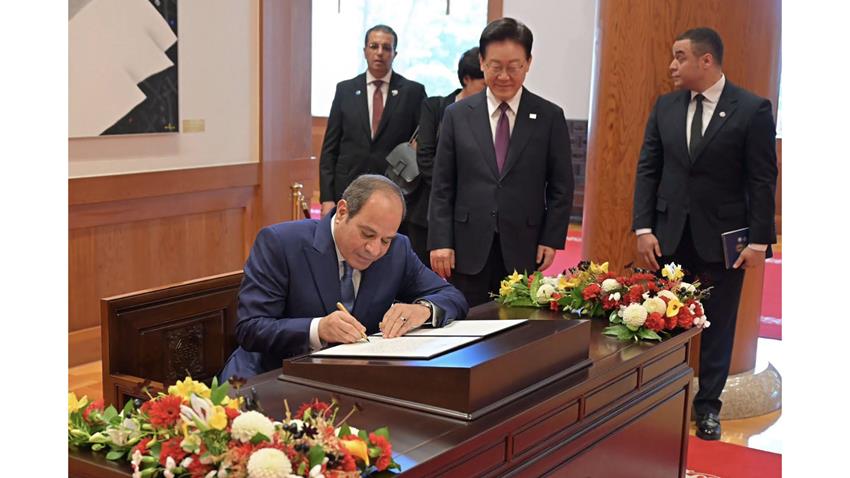 Le Président Al-Sissi rencontre le Président Lee Jae Myung au siège de la Présidence coréenne