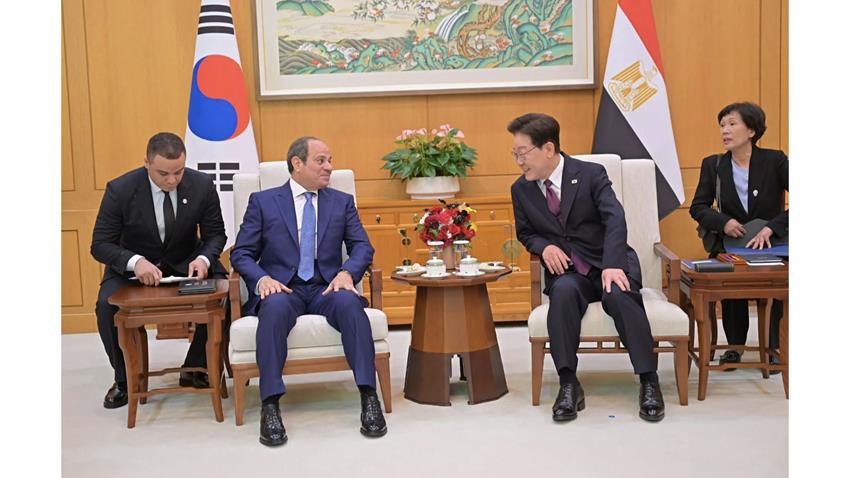 Le Président Al-Sissi rencontre le Président Lee Jae Myung au siège de la Présidence coréenne