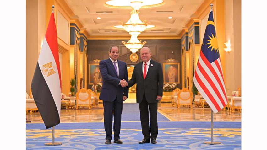Le Président Al-Sissi rencontre le Roi Sultan Ibrahim de Malaisie, au Palais “Istana Negara”