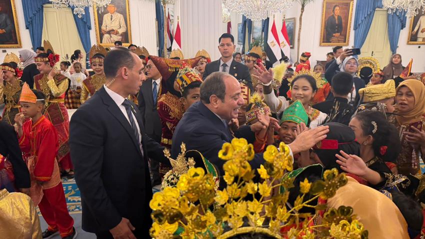 Le Président Al-Sissi rencontre le Président indonisien au palais présidentiel “Merdeka” à Jakarta