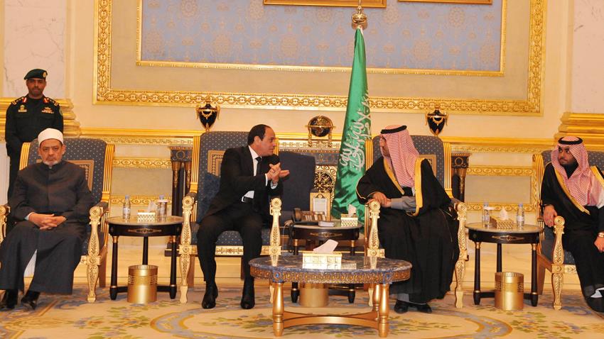 الرئيس عبد الفتاح السيسي يقدم واجب العزاء، في وفاة الملك عبدالله بن عبدالعزيز