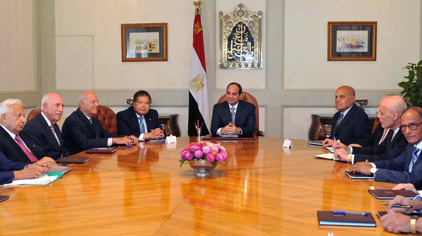الرئيس عبد الفتاح السيسي يجتمع بالمجلس الاستشاري لكبار علماء وخبراء مصر
