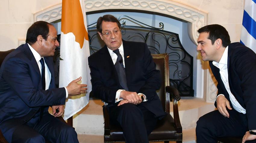 الرئيس عبد الفتاح السيسي يحضر قمة ثلاثية مع الرئيس القبرصي ورئيس الوزراء اليوناني