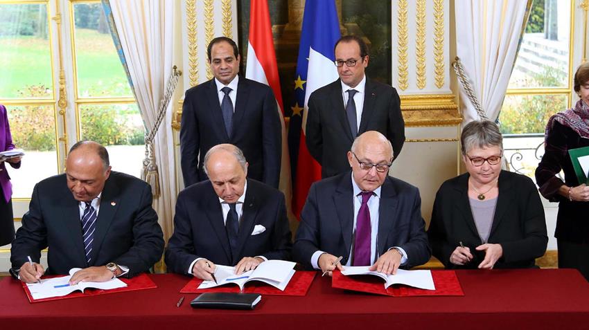 مباحثات بين الرئيس عبد الفتاح السيسي والرئيس الفرنسي