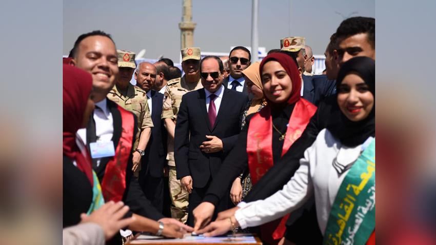 الرئيس عبد الفتاح السيسي يتفقد المشروعات التي تم افتتاحها بالفيديو كونفرنس