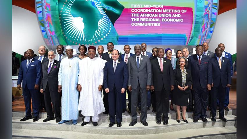 Al-Sissi préside le premier mini-sommet de coordination de l'Union africaine