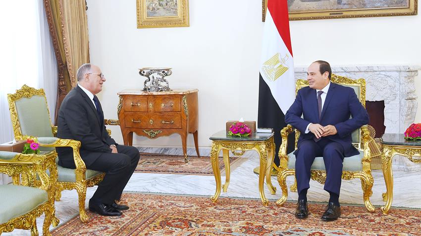 الرئيس عبد الفتاح السيسي يشهد حلف اليمين لرئيس هيئة قضايا الدولة