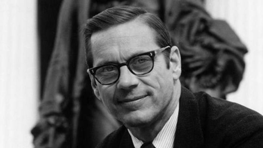 وليام إدوارد سايمون