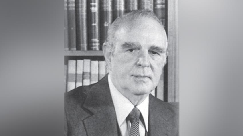 قسطنطين كارامنليس