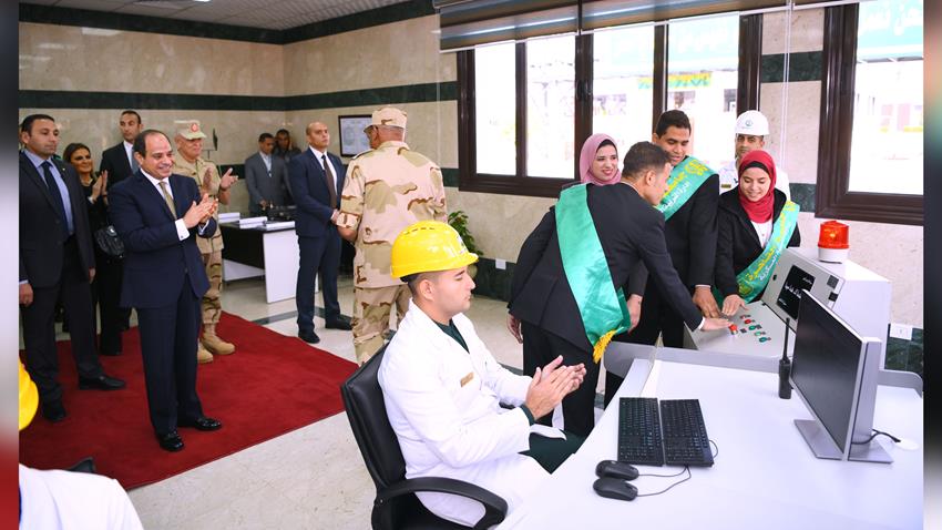 مصنع الغازات الطبية والصناعية ومصنع فوق اكسيد الهيدروجين الاول من نوعه بمصر