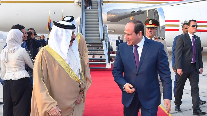الرئيس عبد الفتاح السيسي يستقبل ملك البحرين