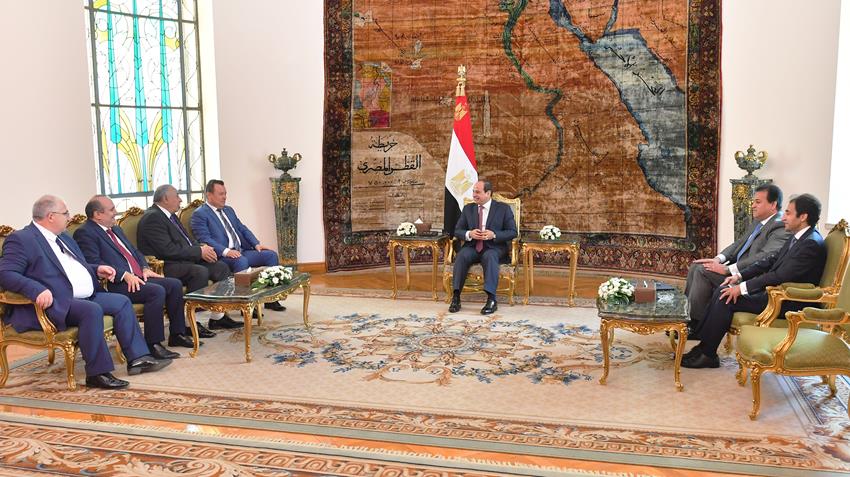 الرئيس عبد الفتاح السيسي يستقبل وفدًا من جامعة بوخارست للدراسات الاقتصادية