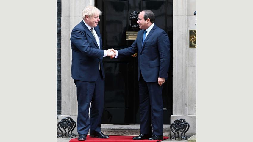 الرئيس عبد الفتاح السيسي يلتقي رئيس الوزراء البريطاني بلندن