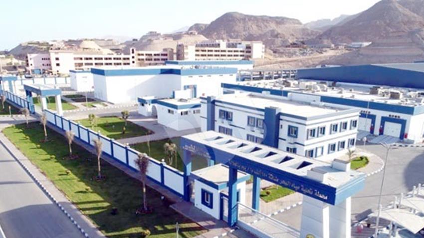 محطات تحلية مياه البحر بالعين السخنة