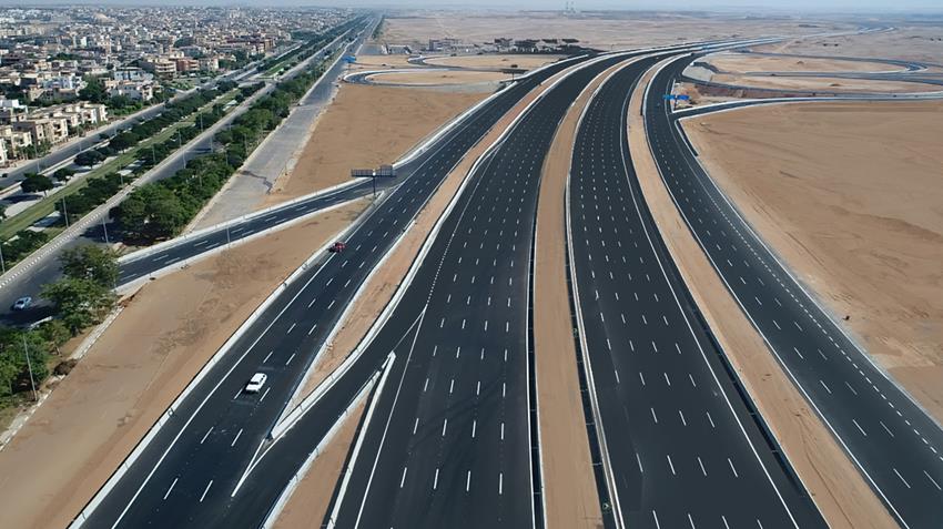 طريق القاهرة بلبيس حتى طريق السويس الطريق الأوسطي